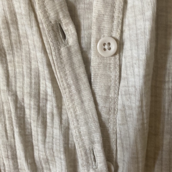 B.P front tie button up short sleeve XL NWOT - Picture 4 of 4